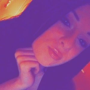 Meet your Posher, Kara